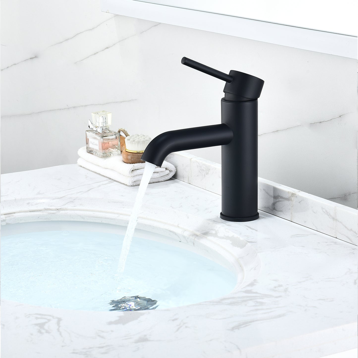 Tubize Single Hole Single-Handle Bathroom Faucet